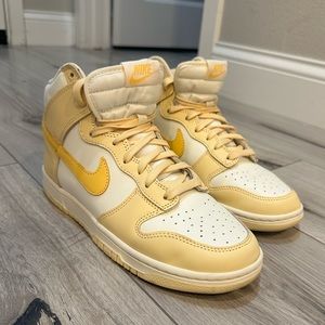 Nike Dunk High Retro